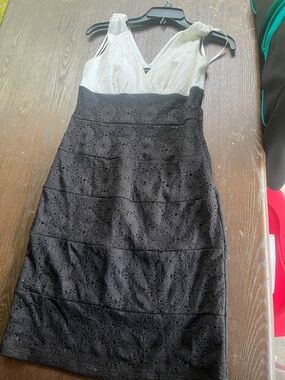 Valerie Bertinelli White and Black Lace V-Neck Sheath Dress